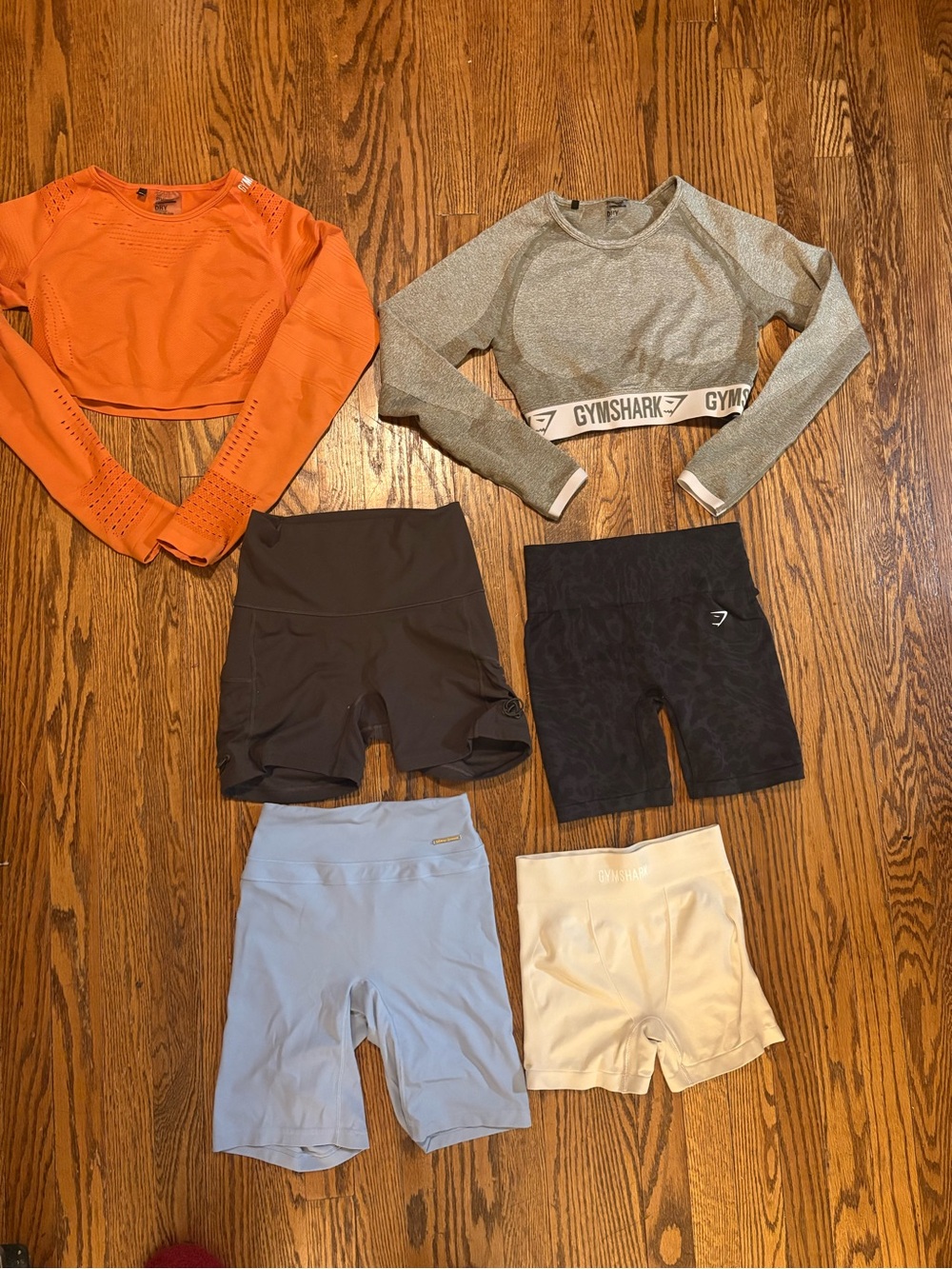 Gymshark Shorts and shirt lot of 6 size small/medium